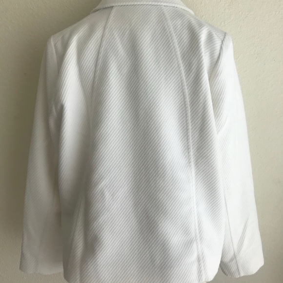 Chico’s jacket - Picture 2 of 5